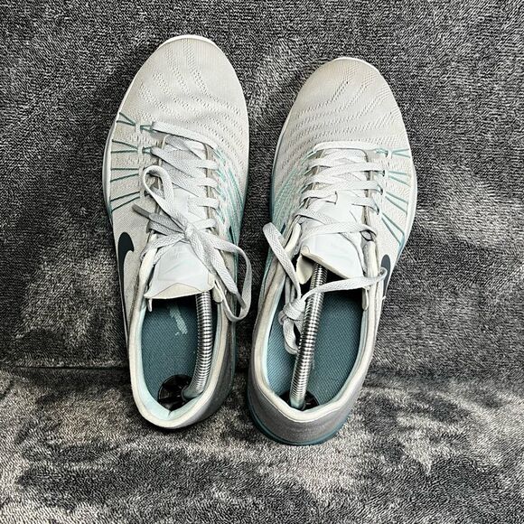 Nike Women’s Free TR 6 Grey Running Shies Sneakers - Size 10 - Picture 5 of 8